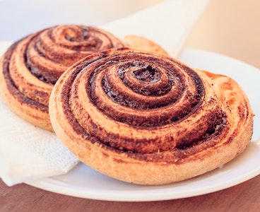 Toyuqlu gül börəyi resepti