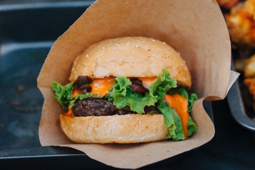Aşpaz tələb olunur - Fast food