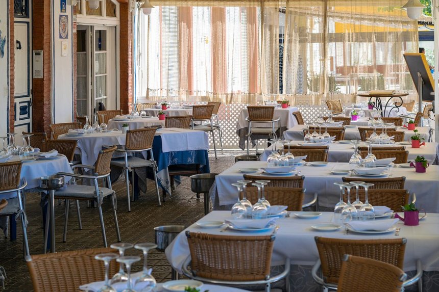 Ailevi restorana aşbaz tələb olunur