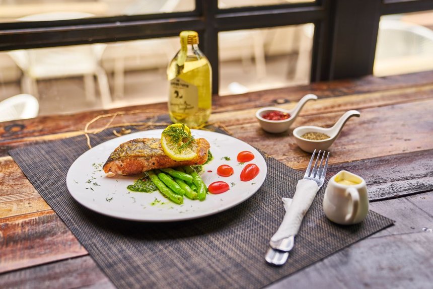 Golden Fish Baku ailəvi restoranına aşpaz tələb