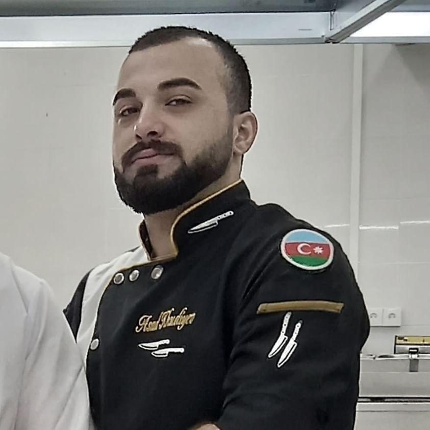 Esed Xudıyev